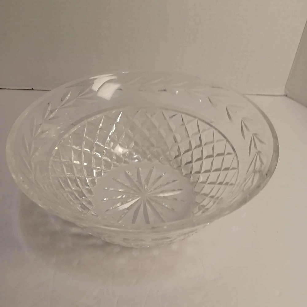 Vintage Lead Crystal Bowl Cut Glass Diamond Leaf Design Centerpiece Serving Bowl